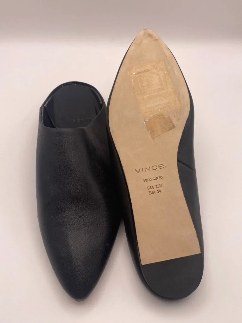 Vince Women's Cay Pointed Toe Slip On Black Leather Flats Sz 7.5 M